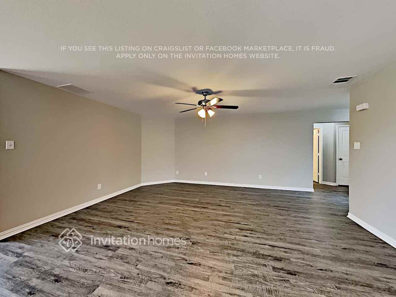 2041 Samantha Ln - Photo 3 of 23