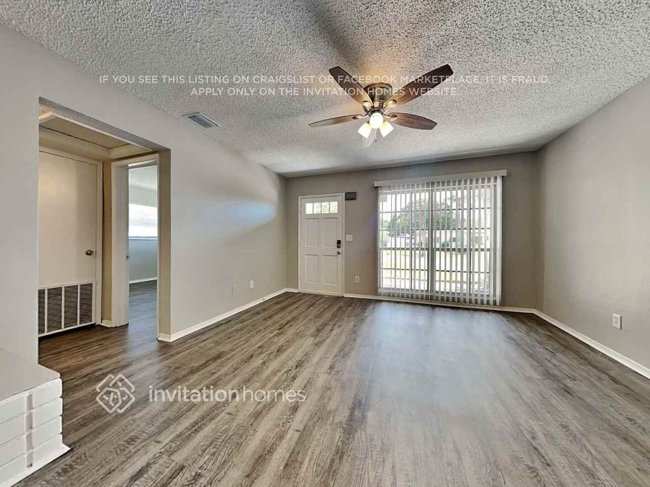 1510 Levern St - Photo 4 of 18