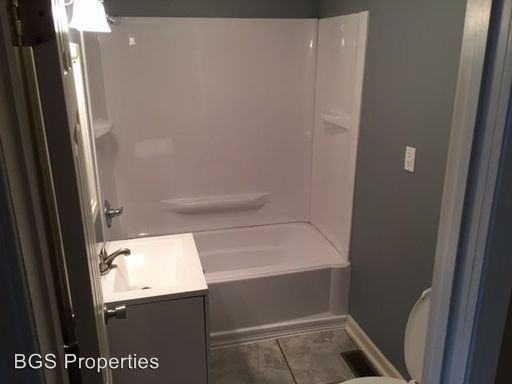 718 Nora Dr - Photo 2 of 10