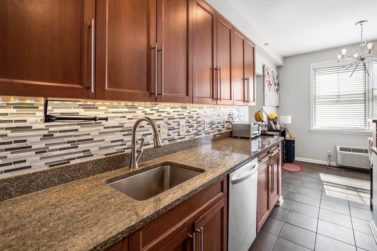 30 Freedom Way - Photo 7 of 36