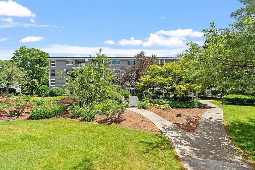 255 North Rd - Photo 4 of 18