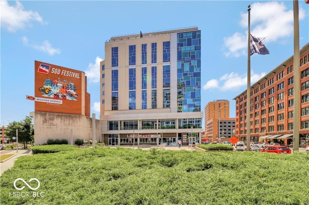 1 Virginia Ave ##703