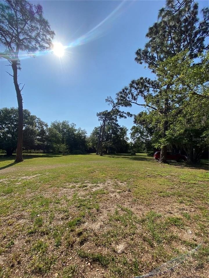 5500 Lake Lizzie Dr - Photo 6 of 26