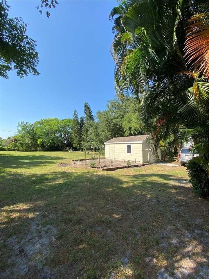 5500 Lake Lizzie Dr - Photo 7 of 26