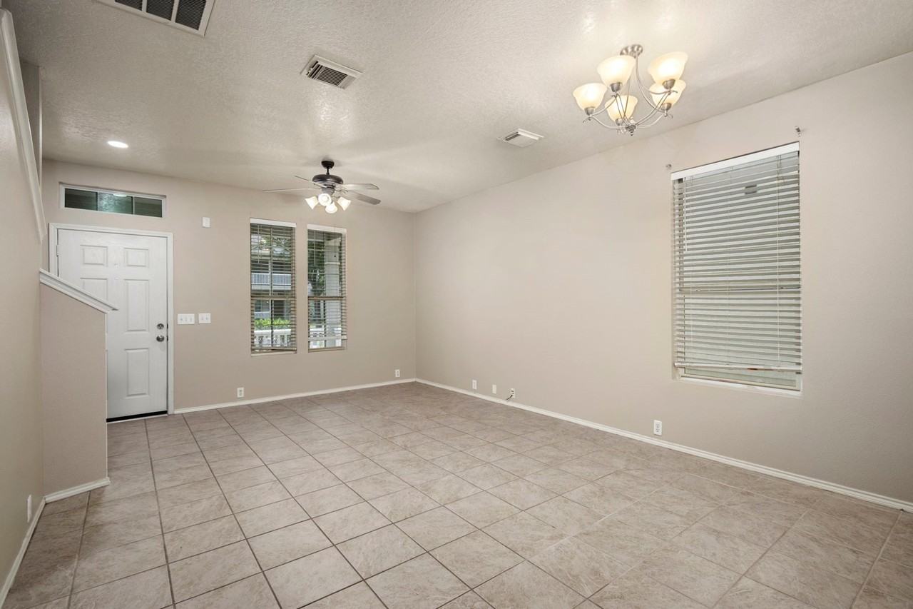 29706 Parliament Hills Dr - Photo 7 of 40