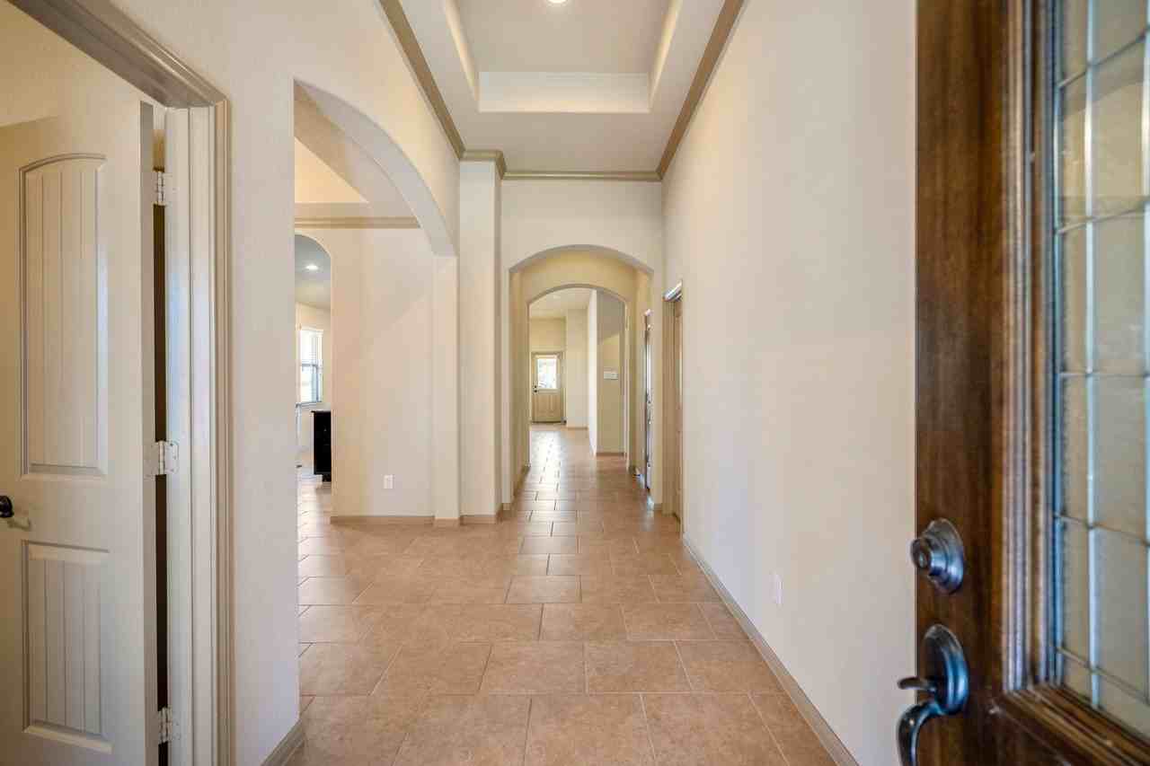 10 Handbridge Pl - Photo 6 of 42