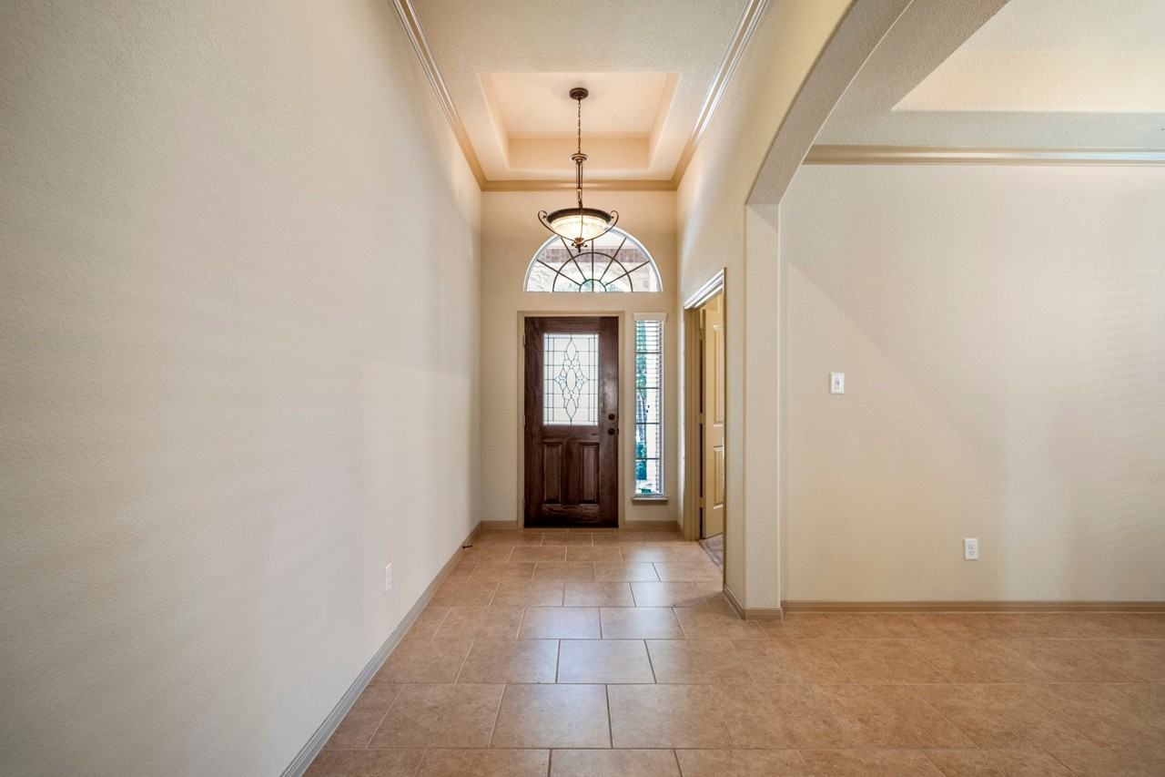 10 Handbridge Pl - Photo 7 of 42