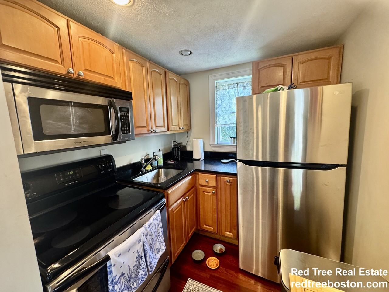 40 Chappie St #1 - Photo 3 of 11