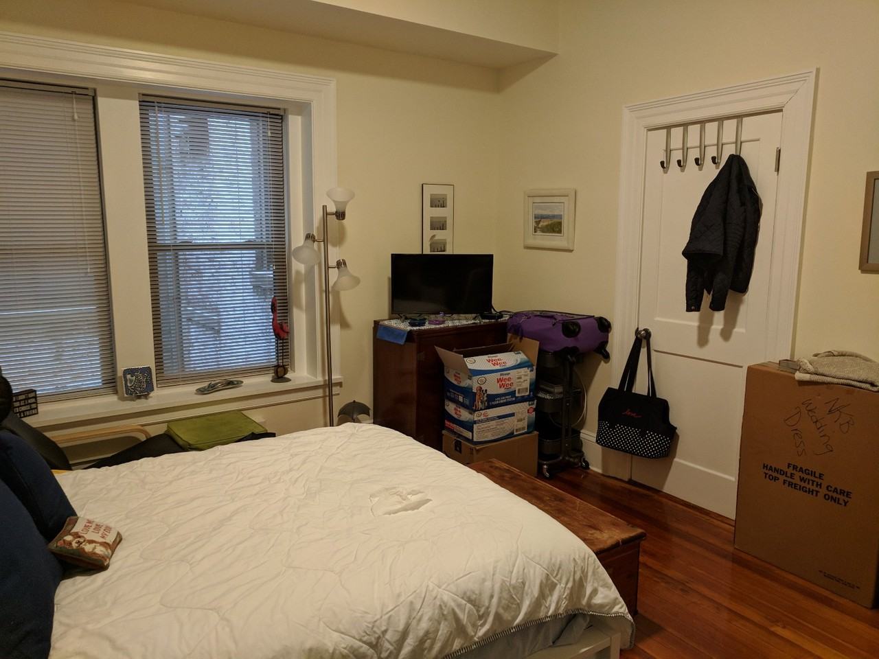 1463 Beacon St #14 - Photo 4 of 21