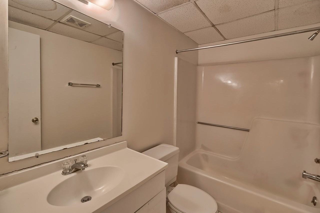 116 Creekside Dr - Photo 7 of 10