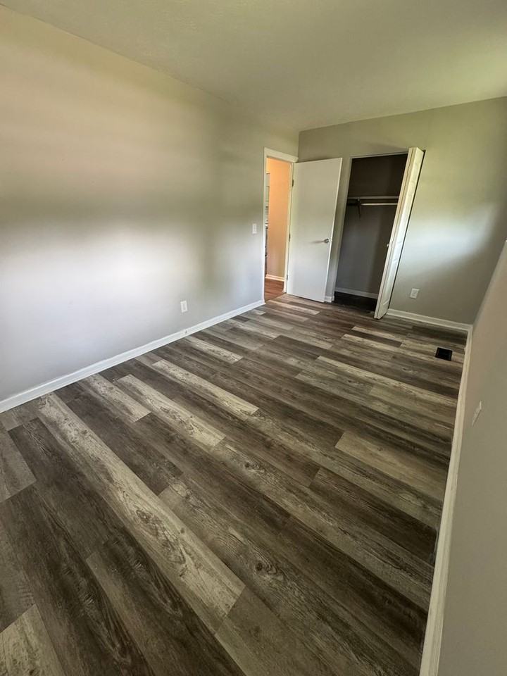 115 Grant Cir - Photo 7 of 8