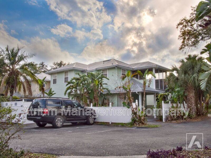 1102 Latta Ln #L5 - Photo 4 of 20