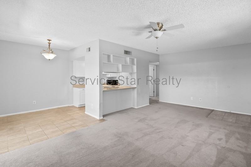 10215 N 8th Pl - Photo 4 of 19