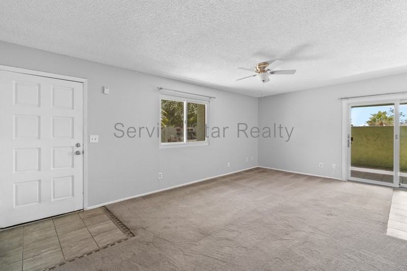 10215 N 8th Pl - Photo 2 of 19