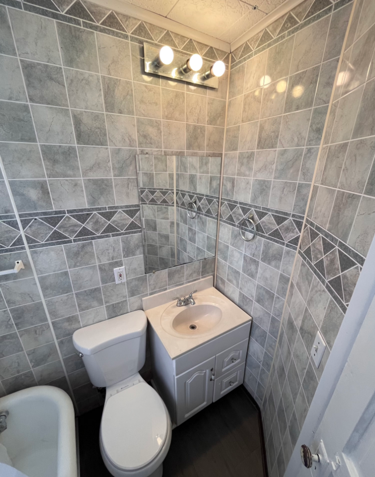 35 Matejko St - Photo 3 of 14