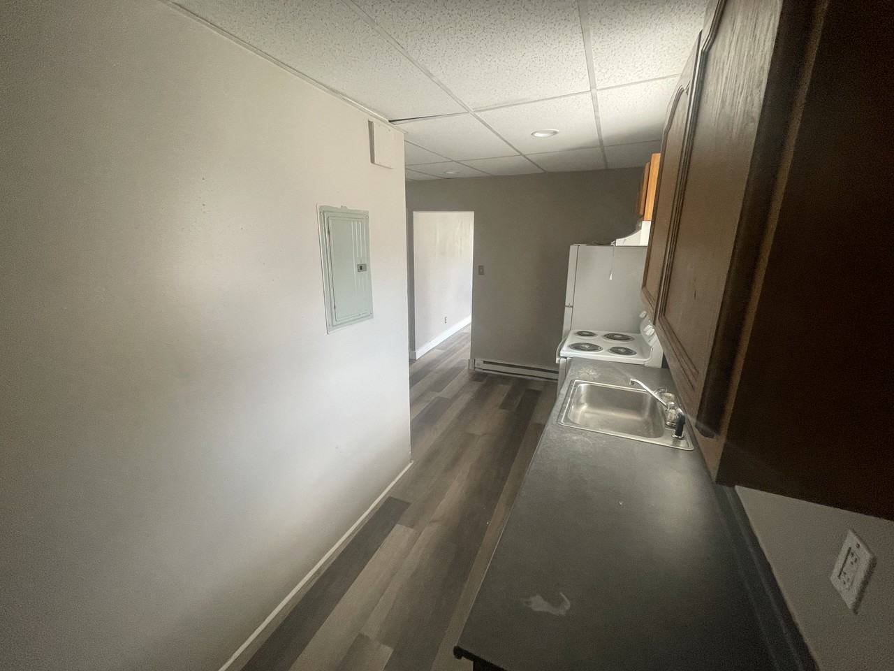 755 W Lincoln Hwy - Photo 4 of 7