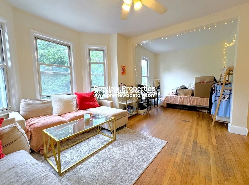 Freeman St #2P - Photo 4 of 11