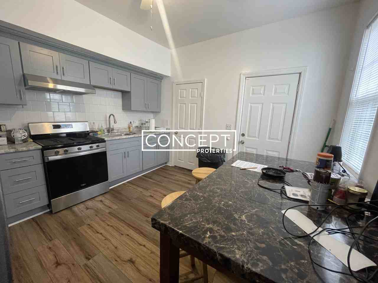 13 Rosseter St #1TS - Photo 2 of 16