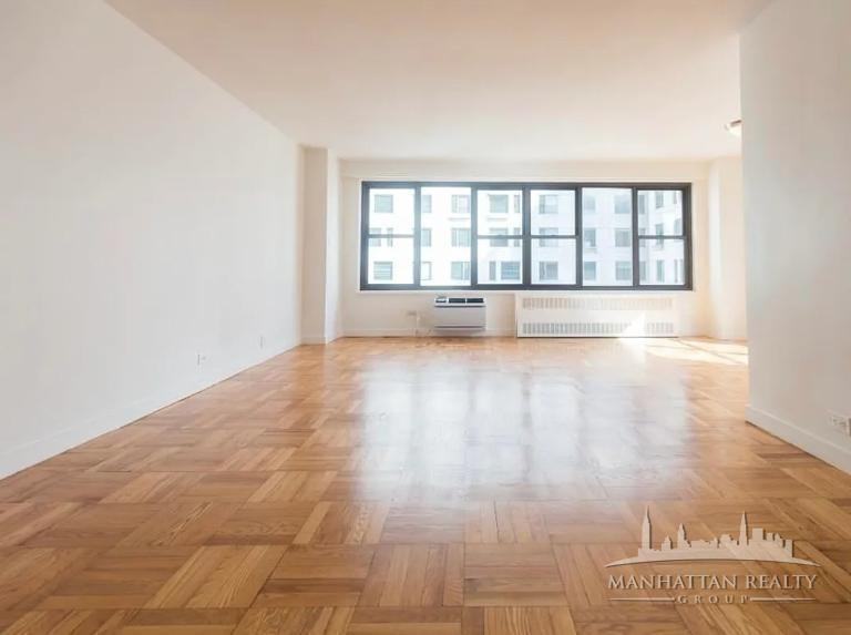 145 4th Ave #11A - Photo 3 of 15