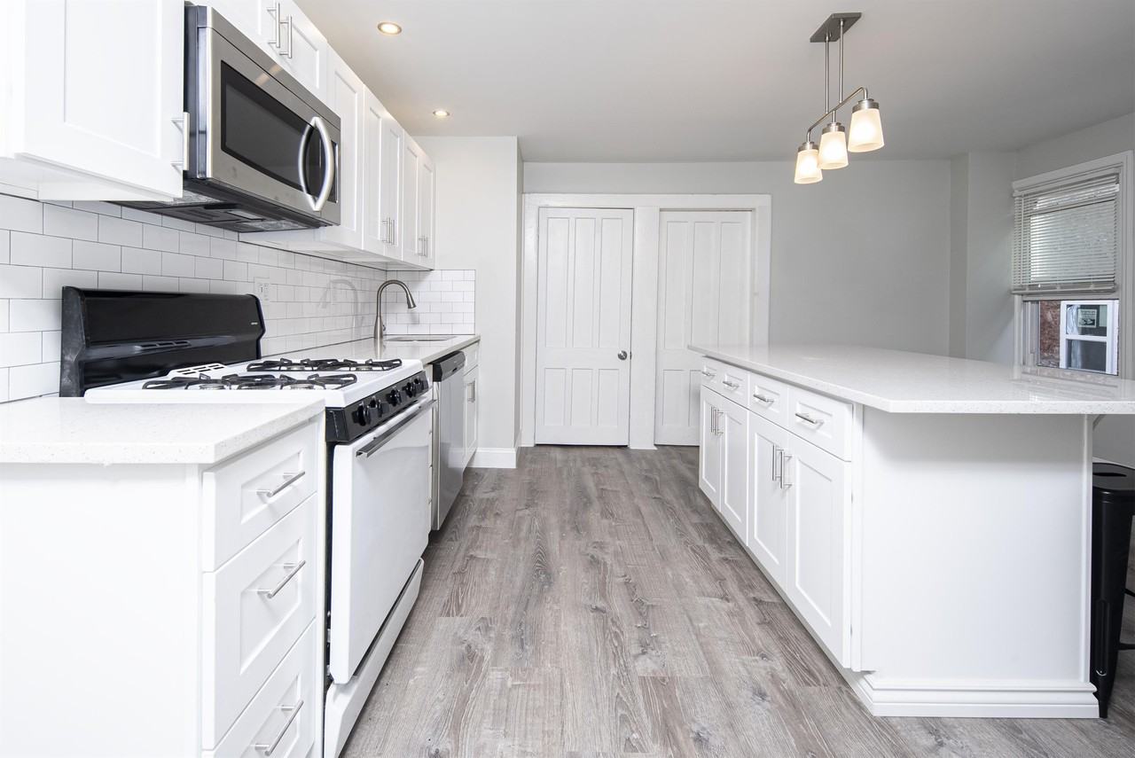 88 14th Street - Photo 3 of 44