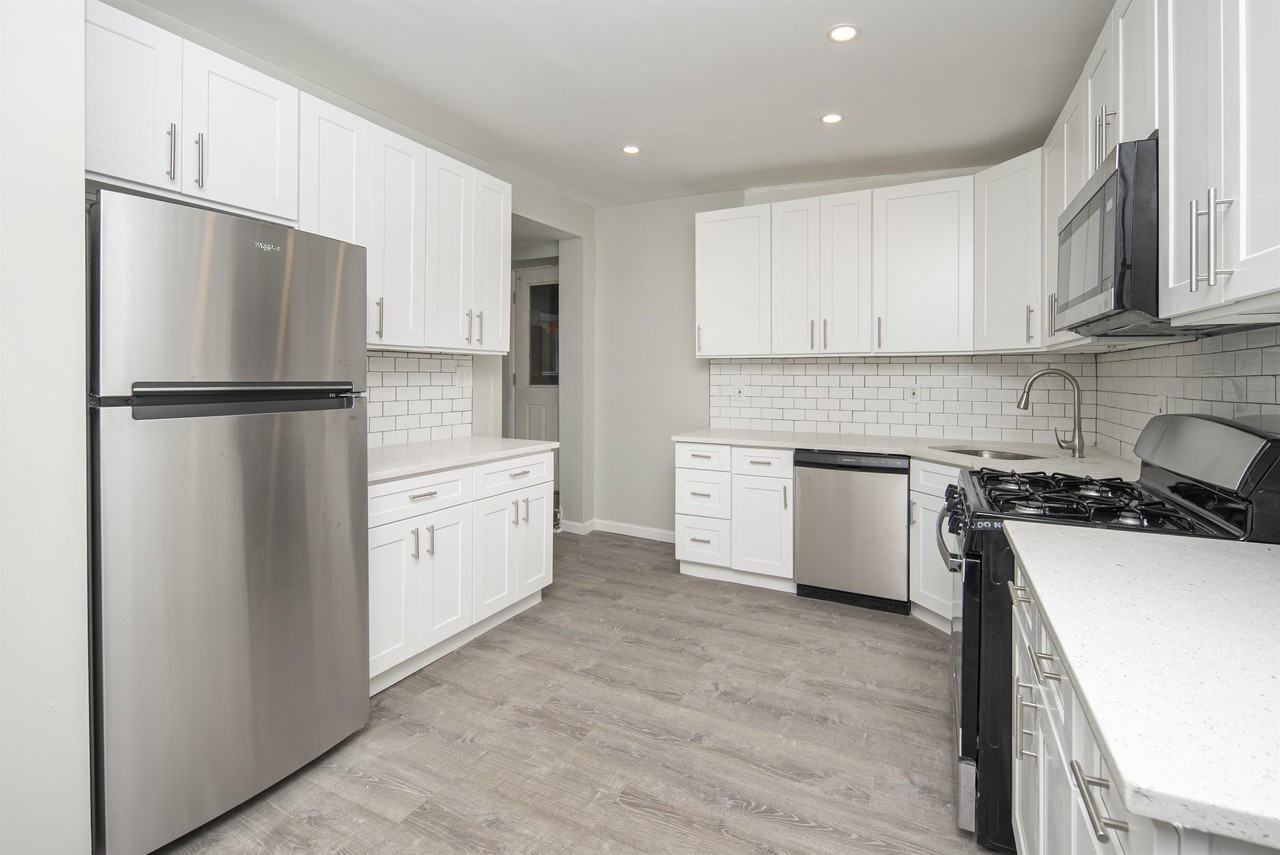 51 14th Street - Photo 7 of 50