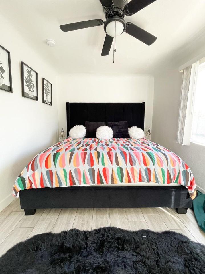 Clarendon 1311 Unit 1 - Photo 5 of 19