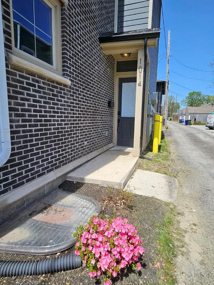 1014 E Long St - Photo 5 of 20