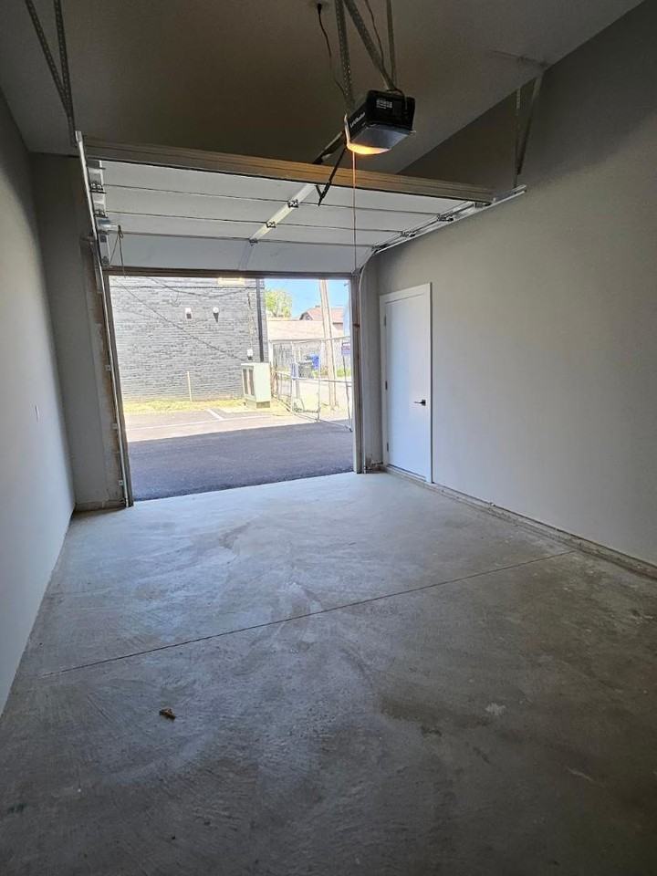 1014 E Long St - Photo 6 of 20