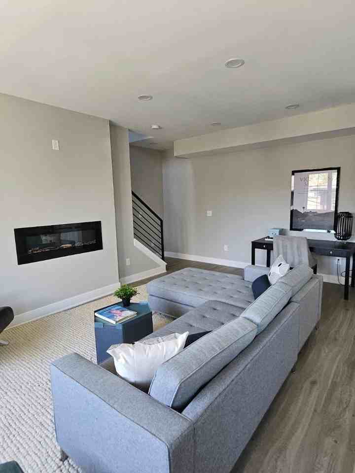 1014 E Long St - Photo 7 of 20
