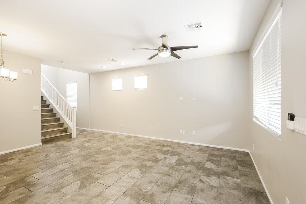 8112 Satin Carnation Ln - Photo 5 of 17