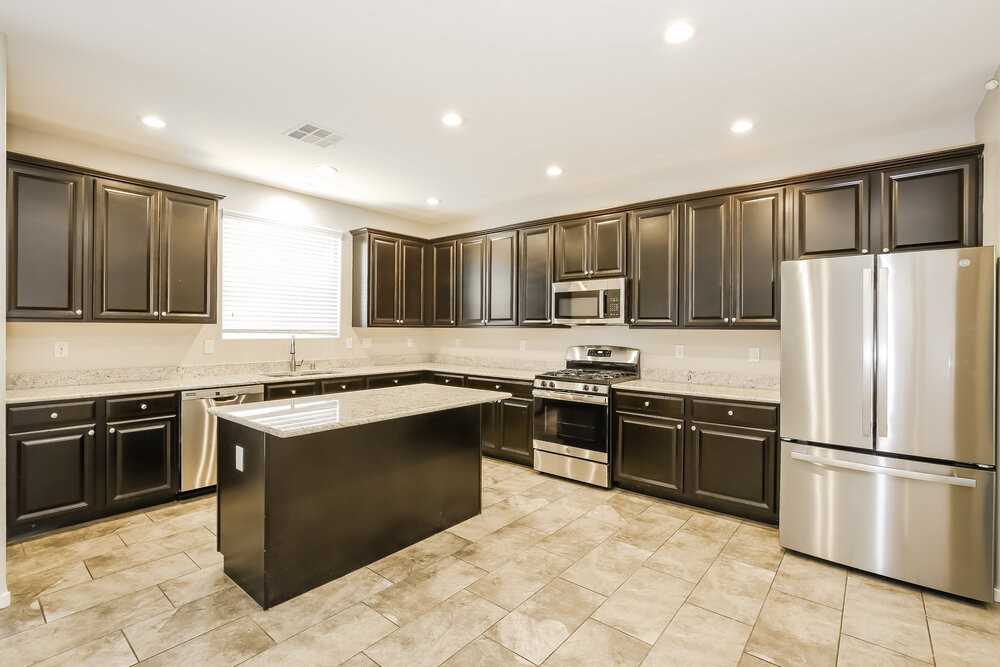 8112 Satin Carnation Ln - Photo 7 of 17