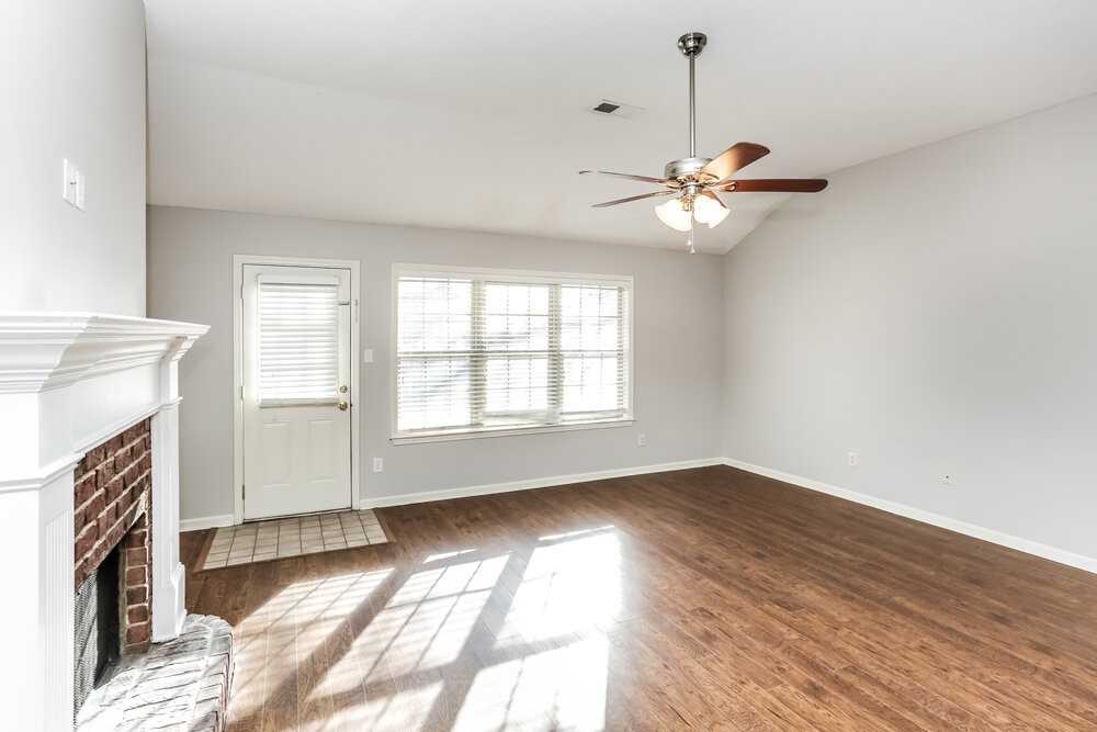 9261 Speerberry Ln - Photo 5 of 16