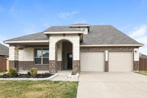 featured image of 204 Bay St
