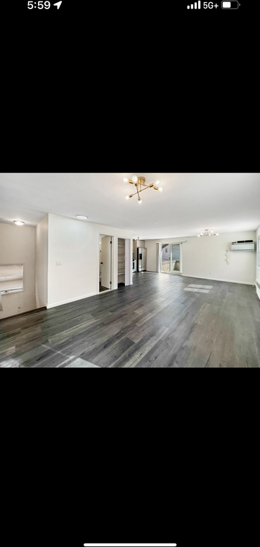 4213 Sea Gate Ave - Photo 3 of 9