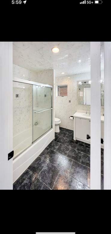 4213 Sea Gate Ave - Photo 4 of 9