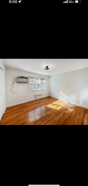 4213 Sea Gate Ave - Photo 5 of 9