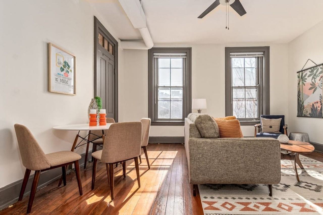 126 E 13th St #1056025P - Photo 5 of 35