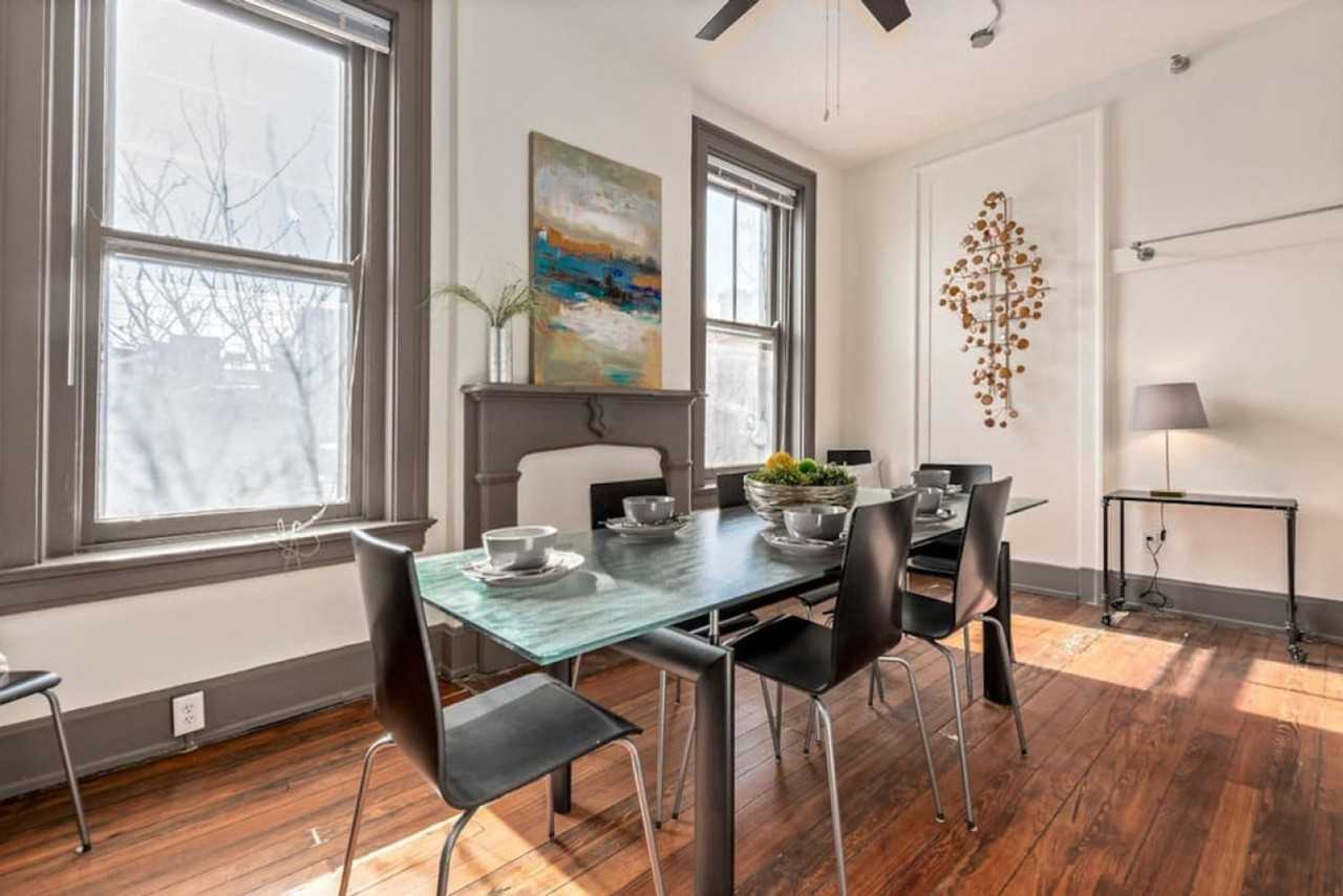 126 E 13th St #1056025P - Photo 6 of 35