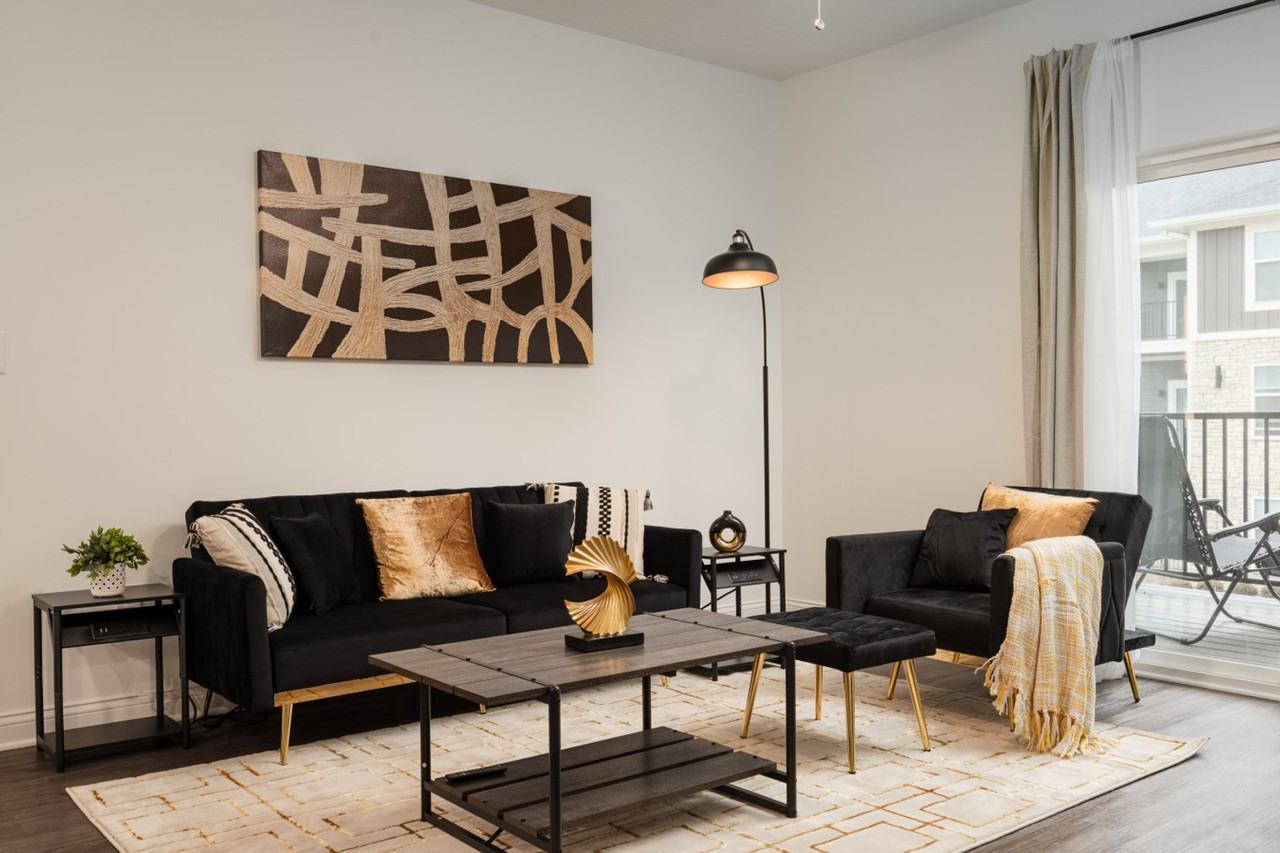 5861 Royal Ln #1058532P - Photo 2 of 44