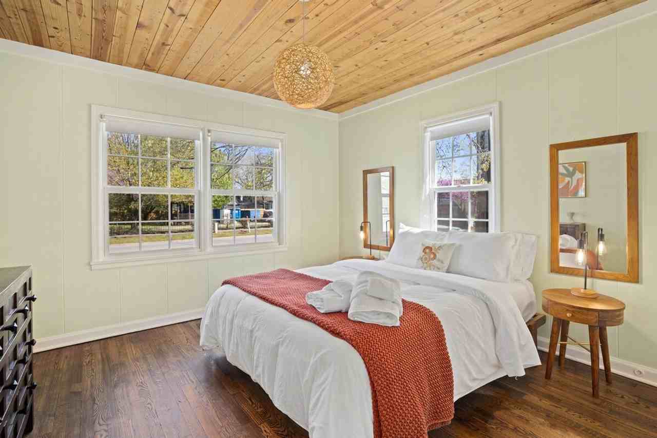 337 Nw A St #1221794P - Photo 7 of 24