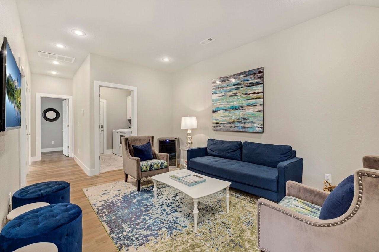 22030 Dogwood Cir #1221797P - Photo 3 of 36