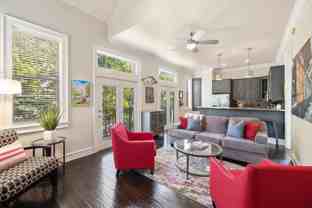 340 N Campbell Ave - Photo 1 of 1