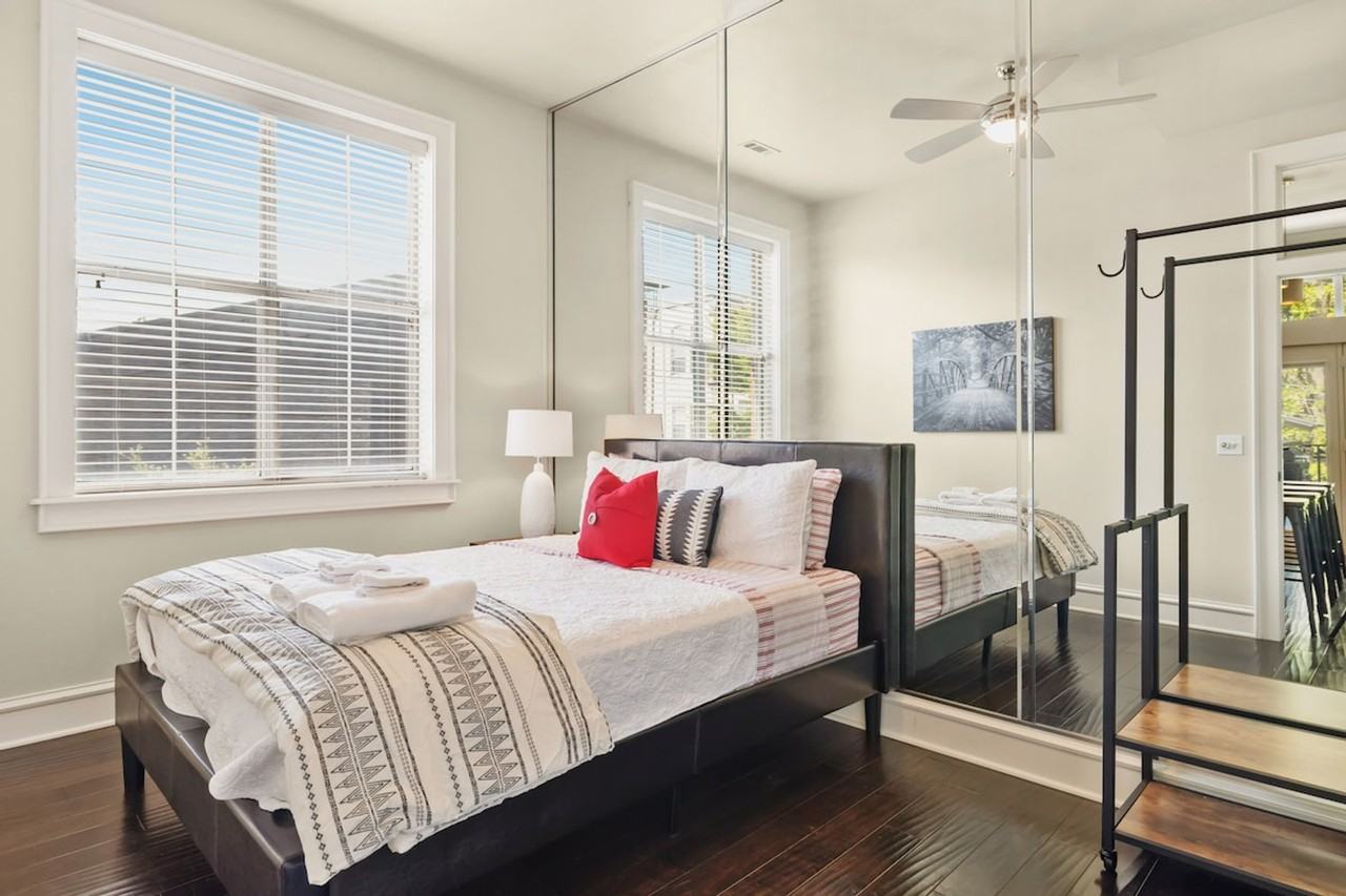 340 N Campbell Ave #1221816P - Photo 5 of 28