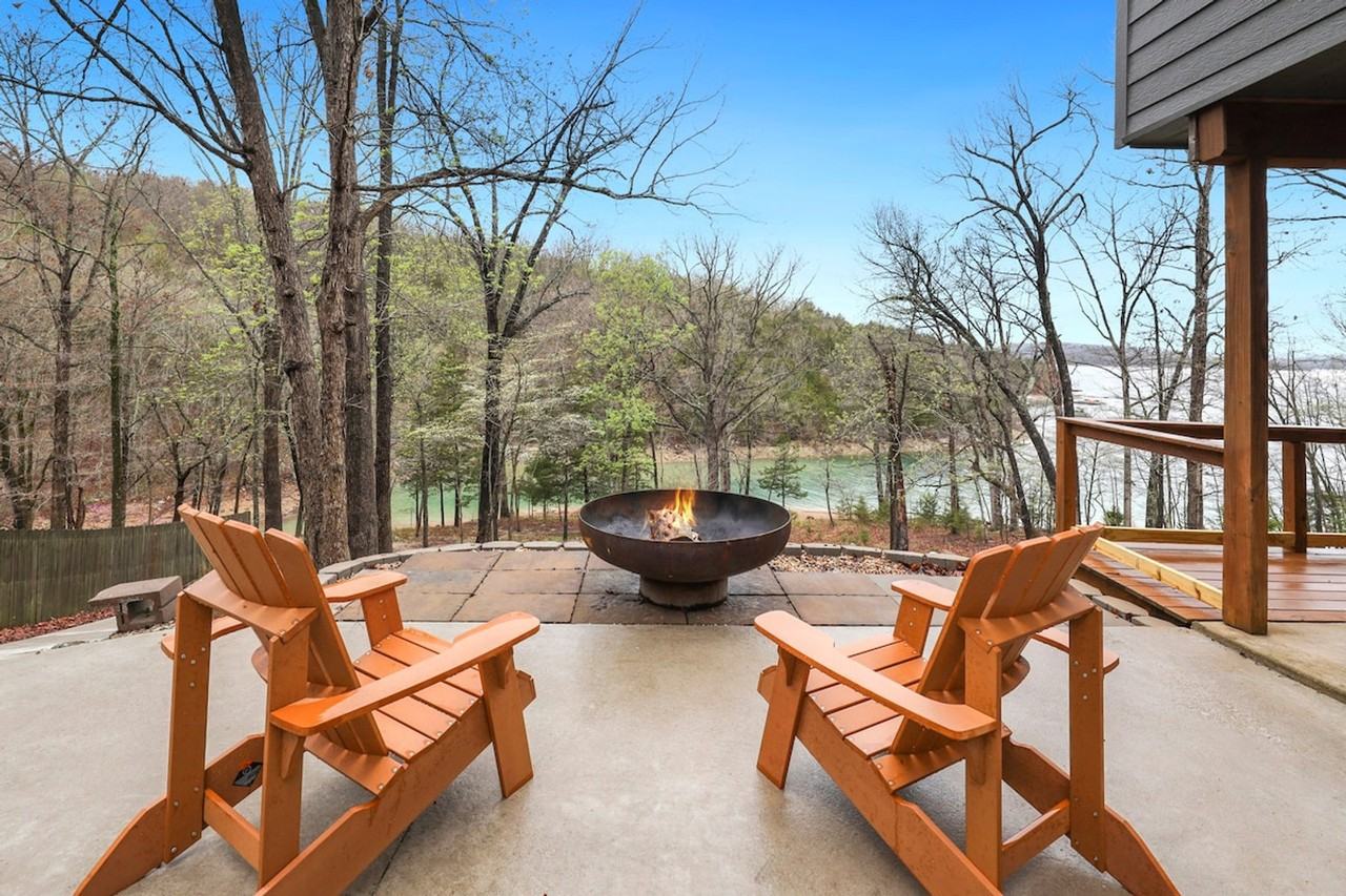 211 Lakeshore Dr #1221839P - Photo 7 of 46