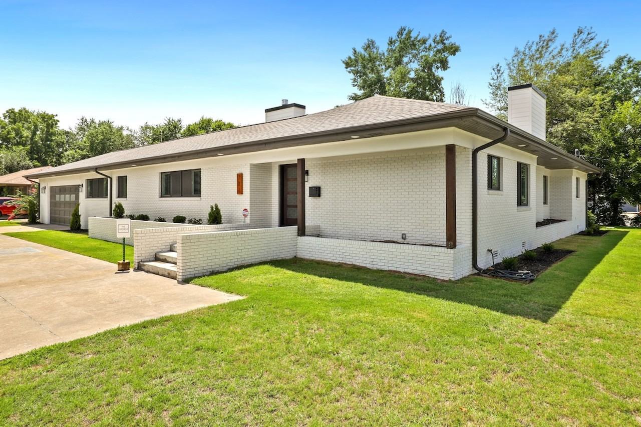 702 Shipley St #1221846P - Photo 3 of 35