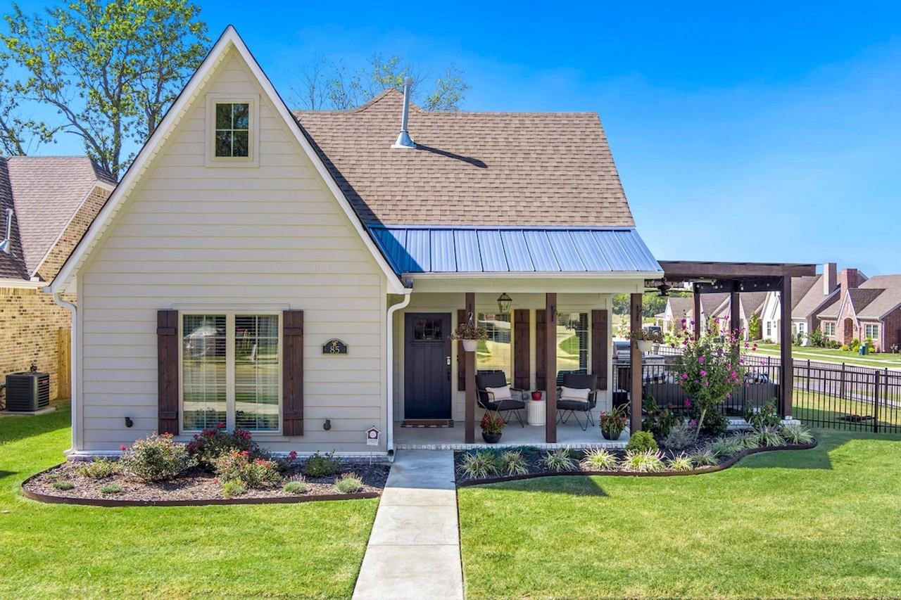 85 N Solitude Bnd #1221856P - Photo 2 of 32