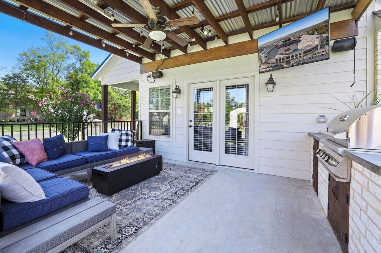 85 N Solitude Bnd #1221856P - Photo 3 of 32