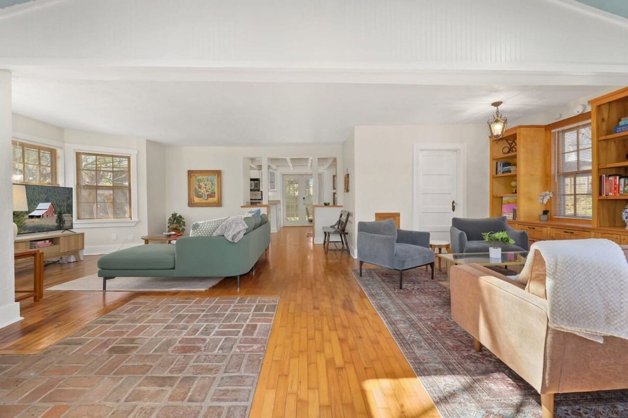 833 N Rush Dr #1221866P - Photo 2 of 33