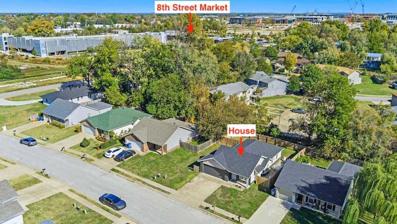 809 Se E Ct #1221898P - Photo 2 of 26