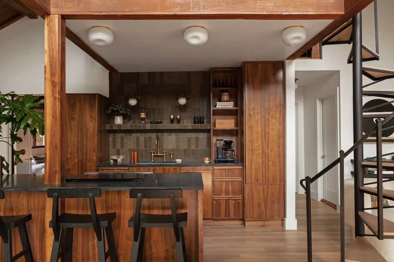 11889 White Oak Dr #1221899P - Photo 4 of 44